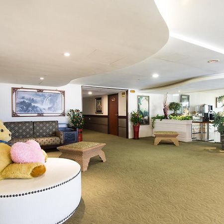 Ching Yeh Hotel Xinfeng エクステリア 写真